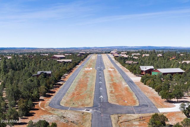 2793 SKYHAWK Drive 84PER, Overgaard, AZ 85933