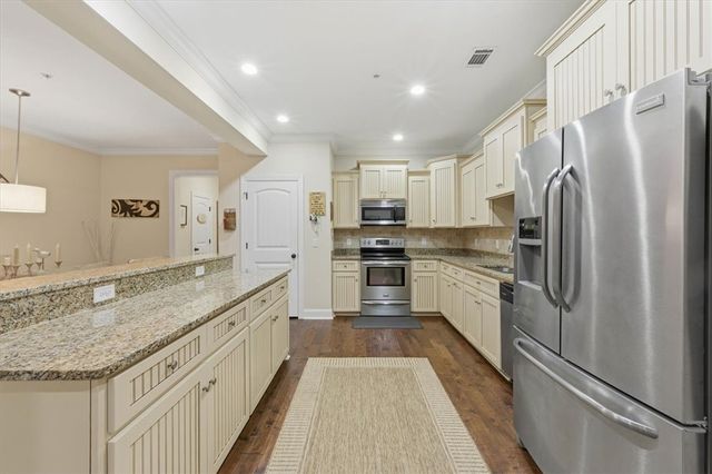 502 Reserve Lane, St Simons Island, GA 31522