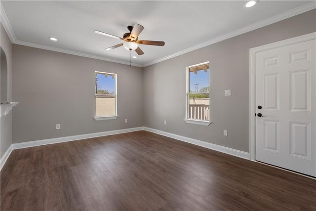 521 N 18th Street, Waco, TX 76707