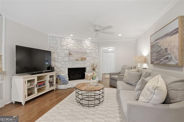 5328 Manhasset Cove, Dunwoody, GA 30338