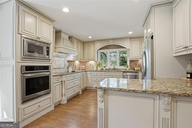 5328 Manhasset Cove, Dunwoody, GA 30338