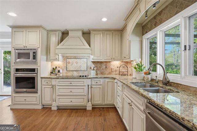 5328 Manhasset Cove, Dunwoody, GA 30338