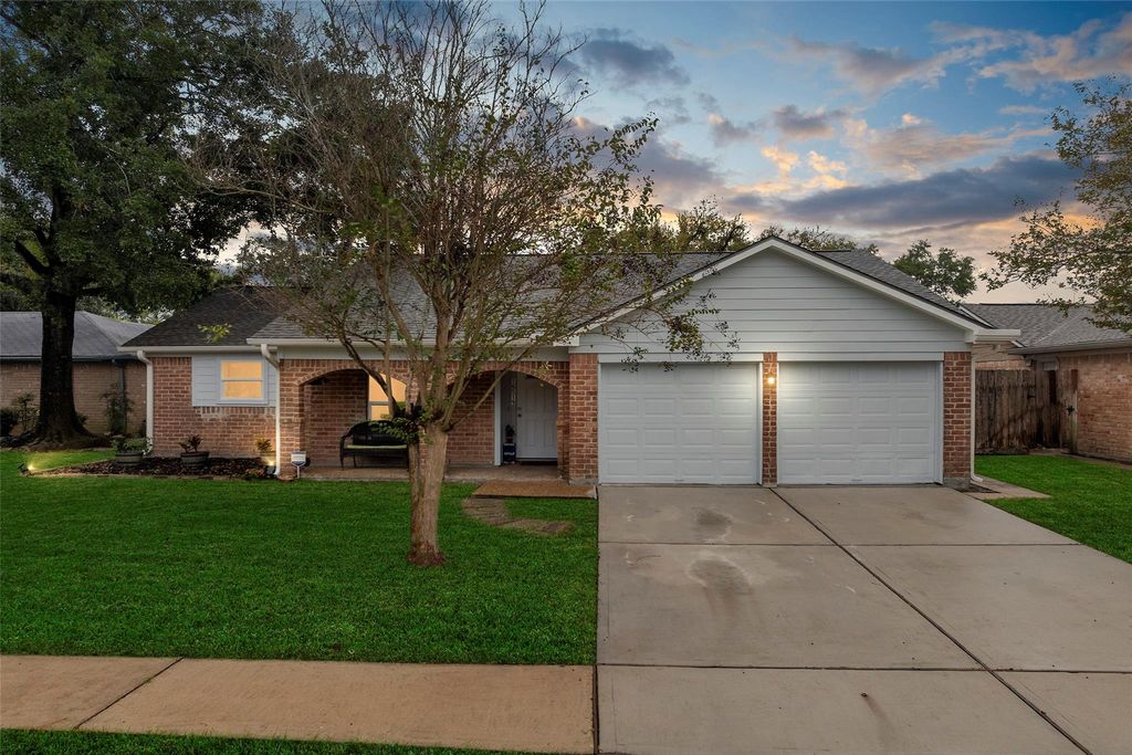16519 Gaeldom Lane, Houston, TX 77084