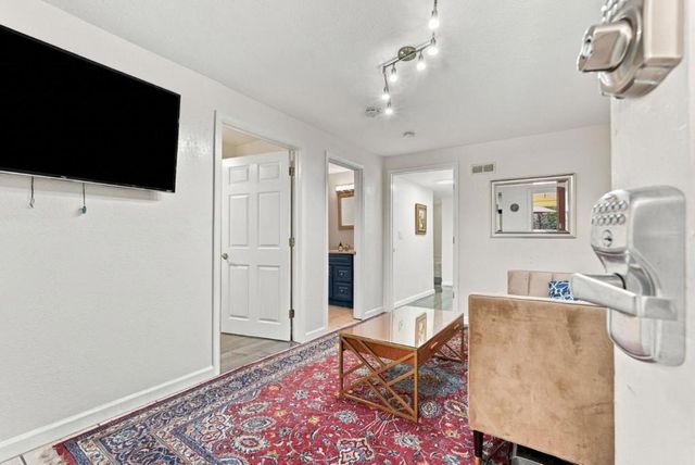 815 E 22nd Street, Oakland, CA 94606