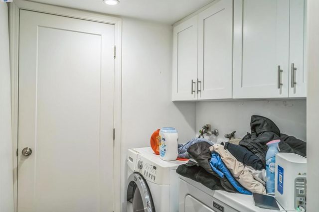 1135 Linden St, Oakland, CA 94607