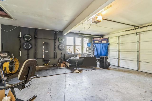 1135 Linden St, Oakland, CA 94607