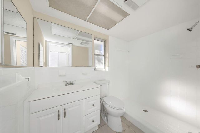 1495 LAKESIDE DRIVE, Dunedin, FL 34698