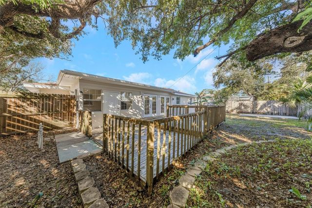 1495 LAKESIDE DRIVE, Dunedin, FL 34698