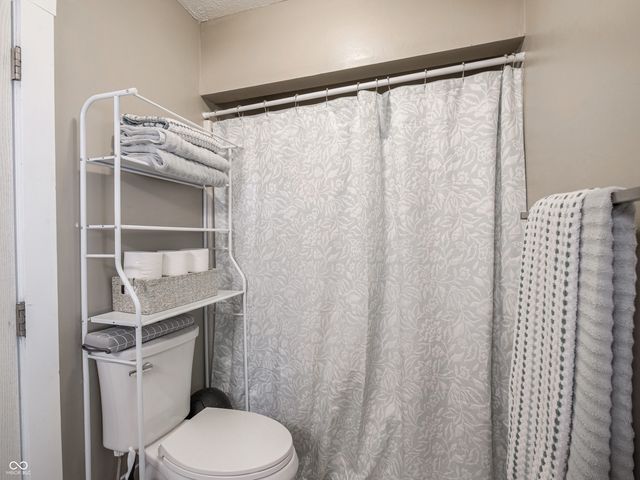 1020 N Arthur Street, Rushville, IN 46173