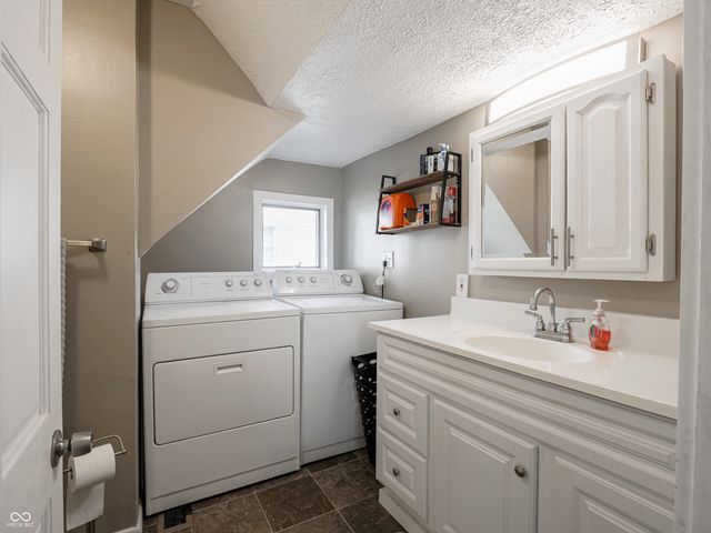 1020 N Arthur Street, Rushville, IN 46173