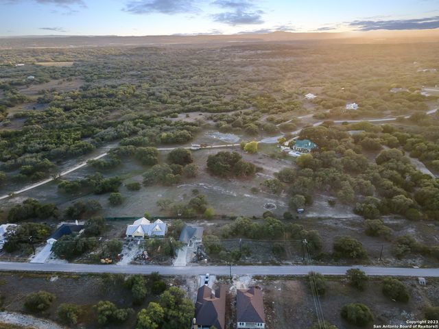 124 NT Journey, Blanco, TX 78606