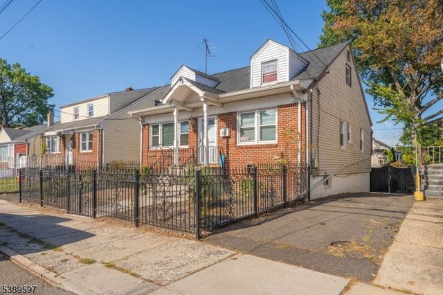 319 Schley St, Newark City, NJ 07112
