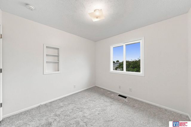 1611 SW Jordan Street, Lincoln, NE 68522