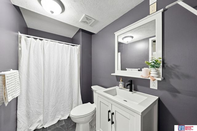 1611 SW Jordan Street, Lincoln, NE 68522