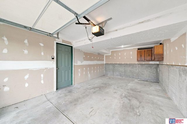 1611 SW Jordan Street, Lincoln, NE 68522