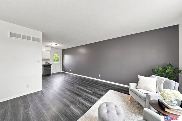 1611 SW Jordan Street, Lincoln, NE 68522
