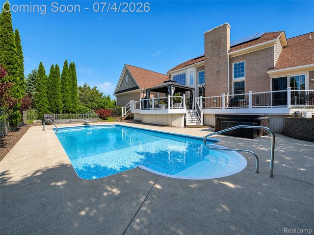 49335 Dominion Court, Canton Charter Township, MI 48187
