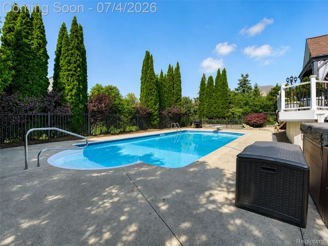 49335 Dominion Court, Canton Charter Township, MI 48187