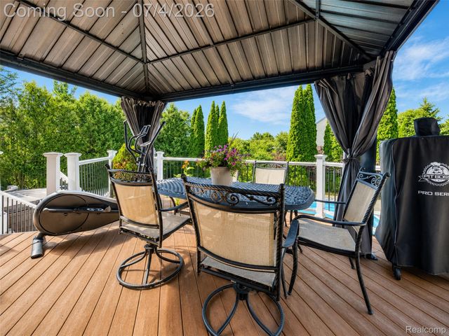 49335 Dominion Court, Canton Charter Township, MI 48187