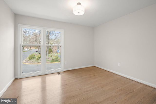 1652 WAINWRIGHT DR, Reston, VA 20190