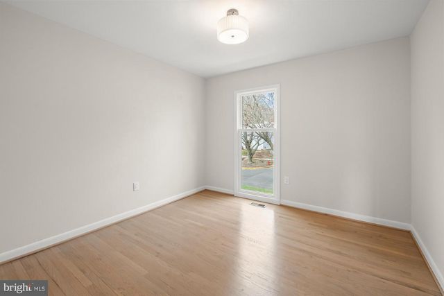 1652 WAINWRIGHT DR, Reston, VA 20190