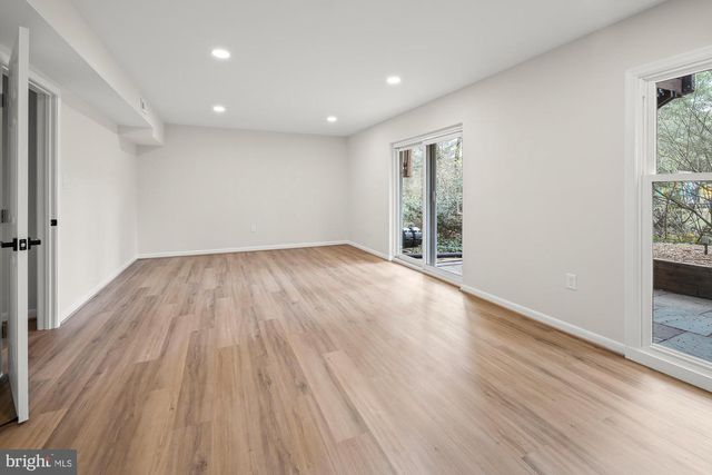 1652 WAINWRIGHT DR, Reston, VA 20190