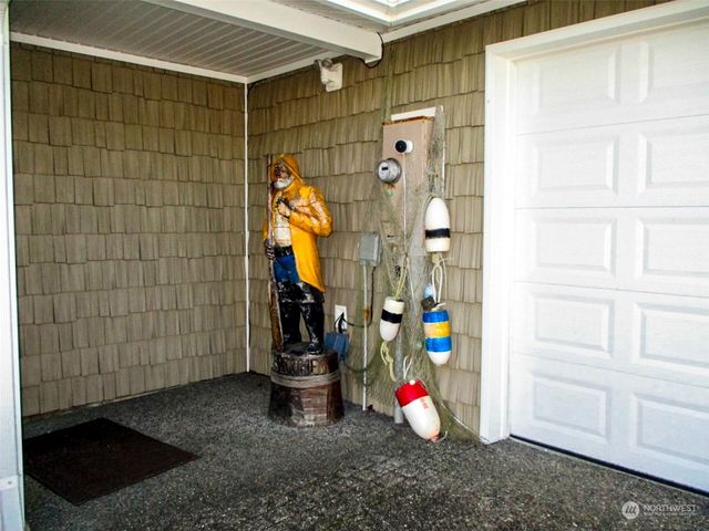 935 S Sand Dune Avenue SW, Ocean Shores, WA 98569