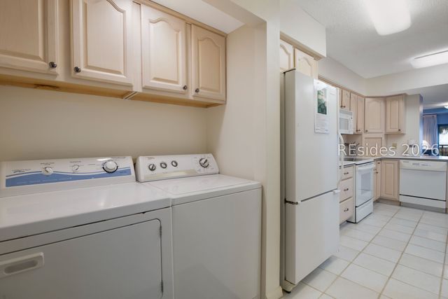 11 S Forest Beach Dr Apt 223, Hilton Head Island, SC 29928