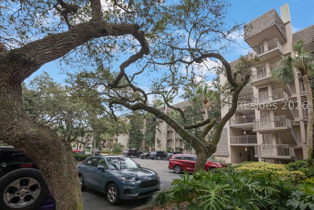 11 S Forest Beach Dr Apt 223, Hilton Head Island, SC 29928