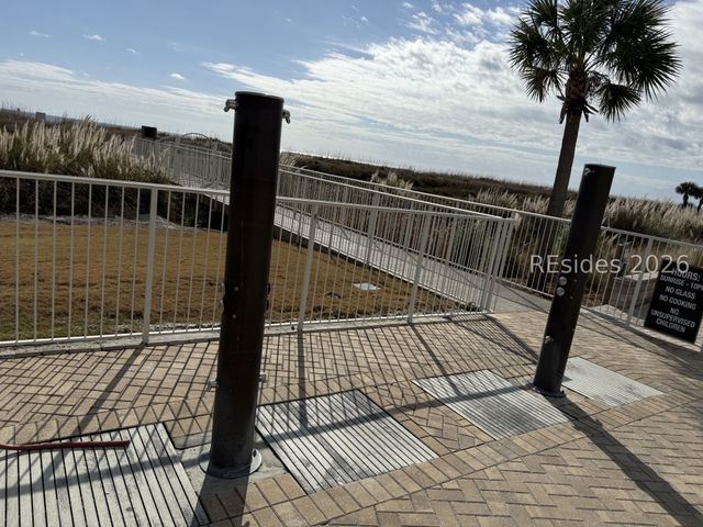 11 S Forest Beach Dr Apt 223, Hilton Head Island, SC 29928