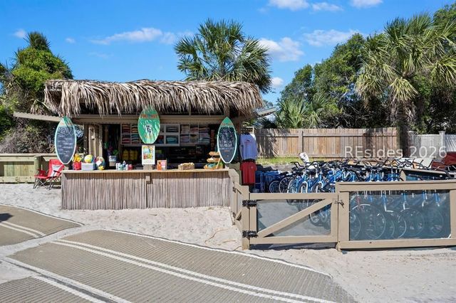 11 S Forest Beach Dr Apt 223, Hilton Head Island, SC 29928