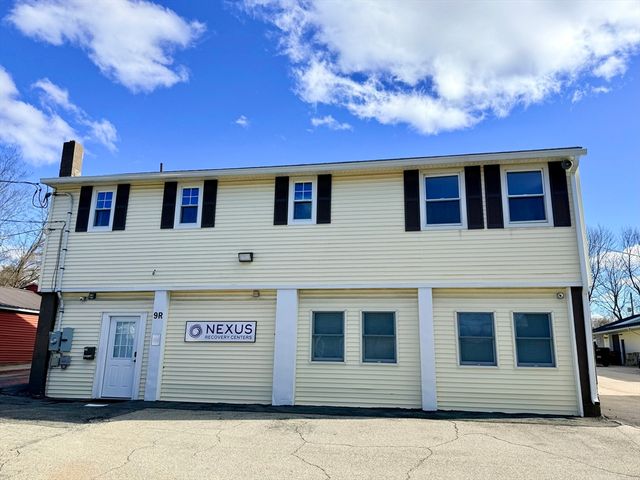 9-R Short St, Worcester, MA 01604