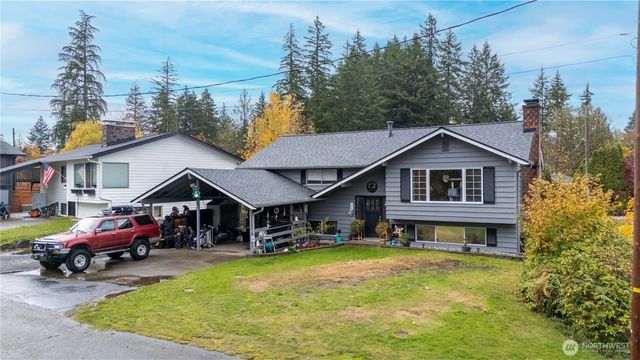 126 Hawthorn Lane, Shelton, WA 98584