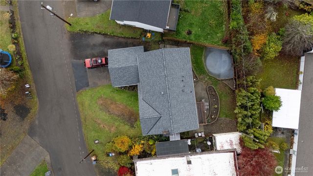 126 Hawthorn Lane, Shelton, WA 98584