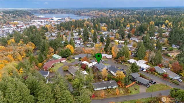 126 Hawthorn Lane, Shelton, WA 98584