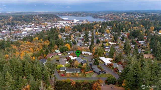 126 Hawthorn Lane, Shelton, WA 98584