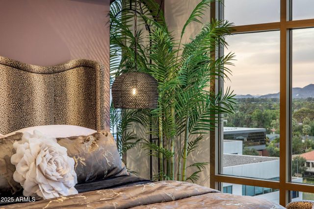 2211 E CAMELBACK Road 902, Phoenix, AZ 85016