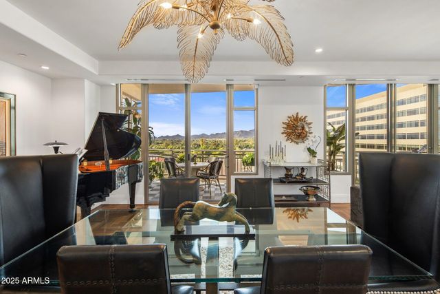 2211 E CAMELBACK Road 902, Phoenix, AZ 85016