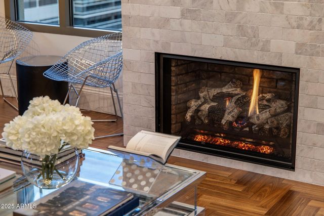 2211 E CAMELBACK Road 902, Phoenix, AZ 85016