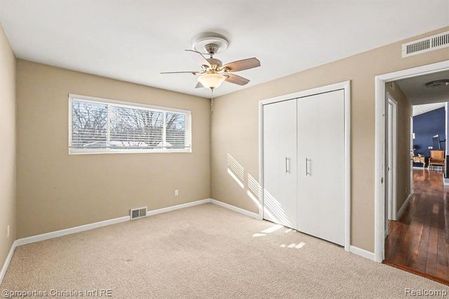 3289 Devon Brook Drive, Bloomfield Hills, MI 48302