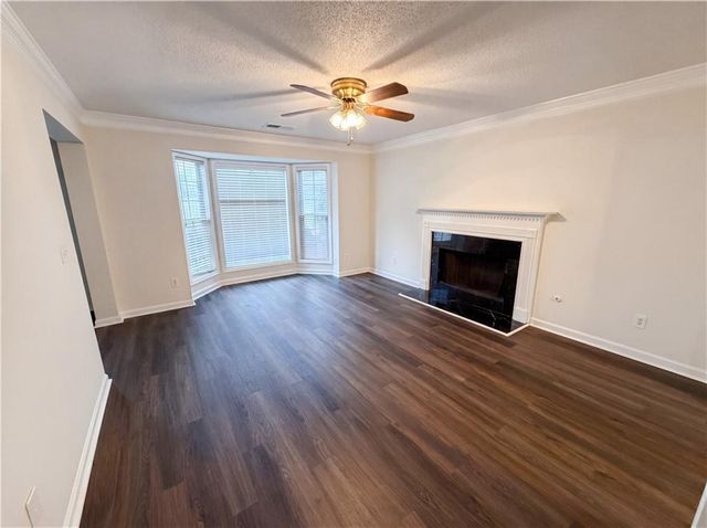 215 Twin Brook Way, Lawrenceville, GA 30043
