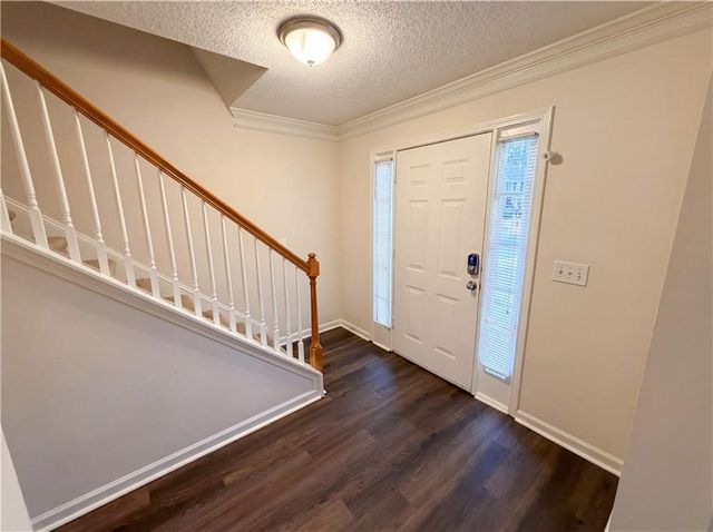 215 Twin Brook Way, Lawrenceville, GA 30043