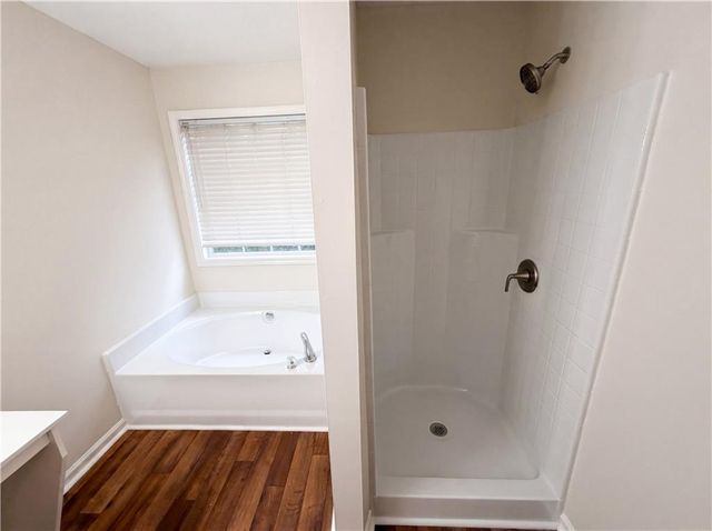 215 Twin Brook Way, Lawrenceville, GA 30043