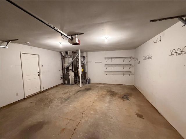 215 Twin Brook Way, Lawrenceville, GA 30043