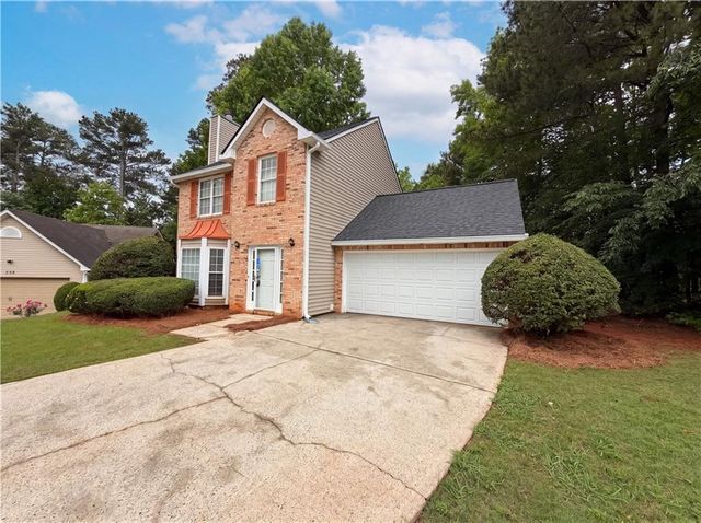215 Twin Brook Way, Lawrenceville, GA 30043