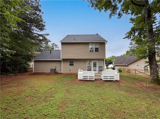 215 Twin Brook Way, Lawrenceville, GA 30043
