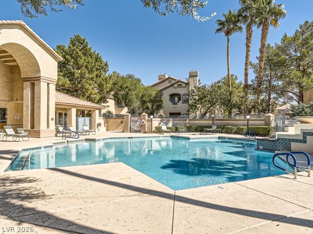5415 West Harmon Avenue 1017, Las Vegas, NV 89103