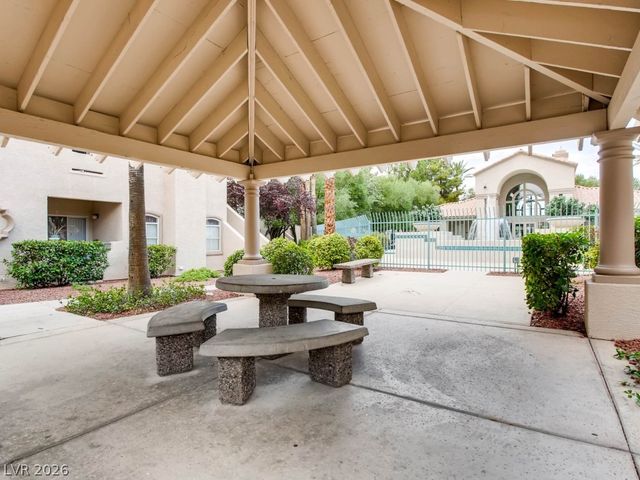 5415 West Harmon Avenue 1017, Las Vegas, NV 89103