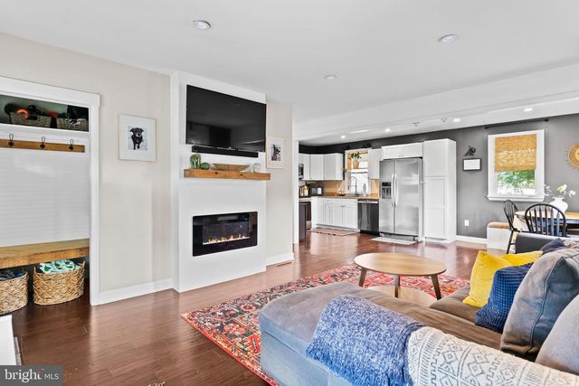 4903 CHARLES RD, Mechanicsburg, PA 17050