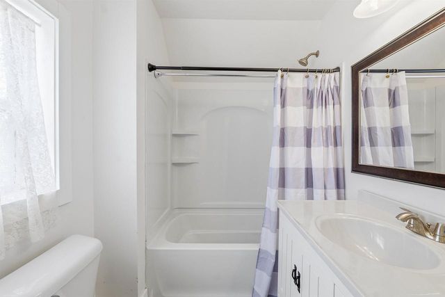 608 N Center Street, Beaver Dam, WI 53916